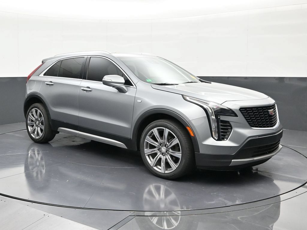 Certified 2023 Cadillac XT4 Premium Luxury FWD image 7