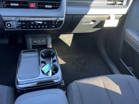 New 2026 Hyundai Ioniq 5 SE image 31