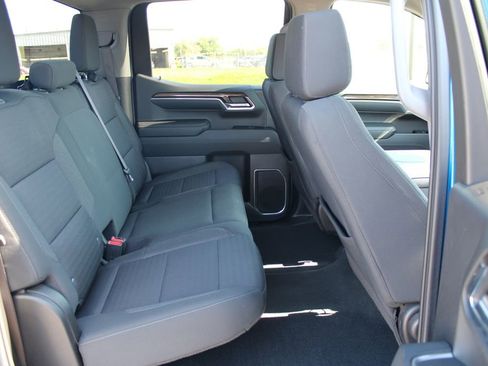 Used 2023 Chevrolet Silverado 1500 RST AWD/4WD image 9