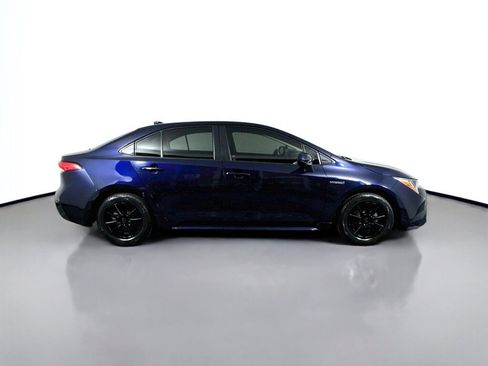 Used 2021 Toyota Corolla LE FWD image 6