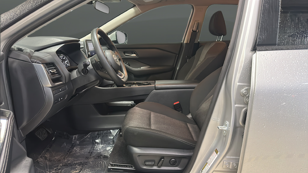 Certified 2024 Nissan Rogue SV AWD/4WD image 9