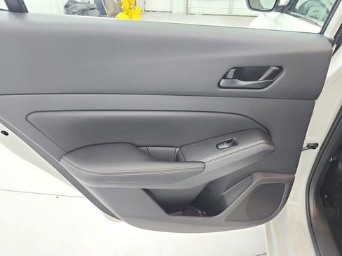 Used 2025 Nissan Altima 2.5 SV FWD image 29