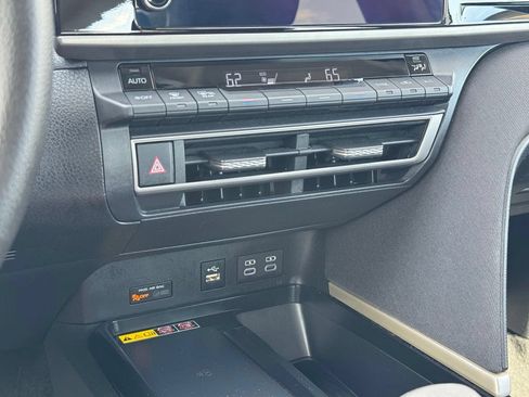 Used 2026 Toyota Camry LE FWD image 15