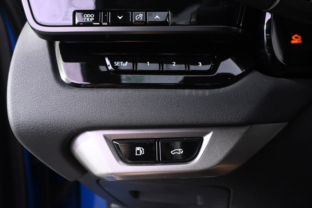 Used 2023 Lexus RX 350 F Sport w/ Cold Area Package AWD/4WD image 24