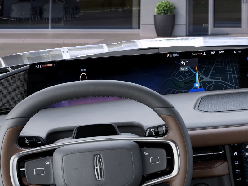 New 2027 Lincoln Navigator Reserve AWD/4WD image 13