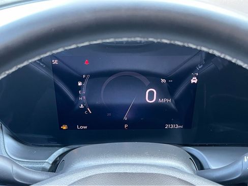 Used 2025 Buick Encore GX Preferred FWD image 38