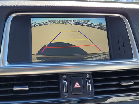 Used 2018 Kia Optima EX image 24