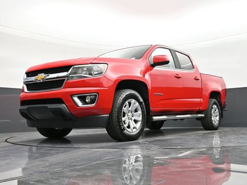 Used 2018 Chevrolet Colorado LT w/ LT Convenience Package image 20