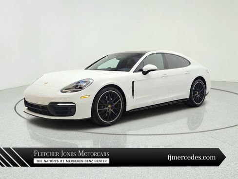 Used 2023 Porsche Panamera image 1