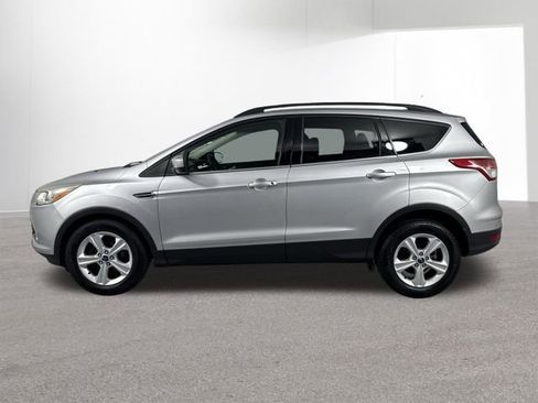 Used 2015 Ford Escape SE w/ Equipment Group 201A FWD image 27