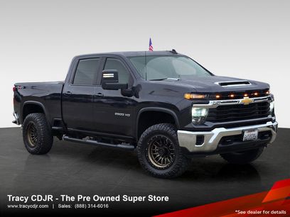 Used 2024 Chevrolet Silverado 2500 LT