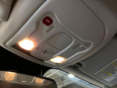 Used 2020 Jeep Renegade Trailhawk image 33