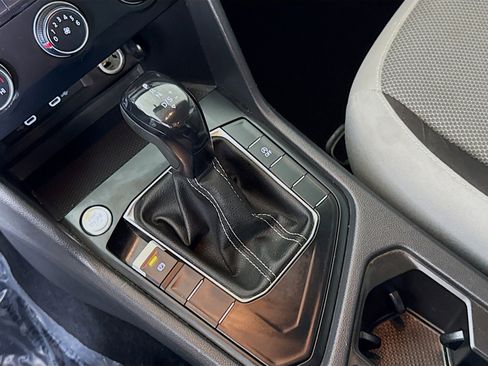 Used 2022 Volkswagen Taos S image 20