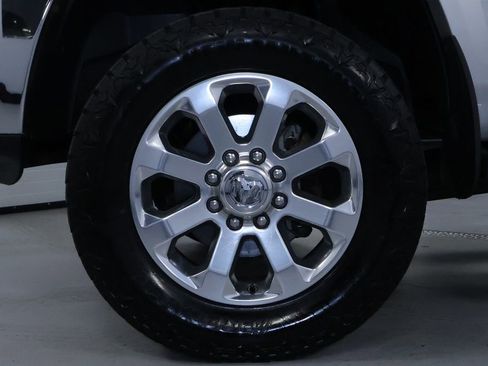 Used 2018 RAM 2500 Laramie image 32