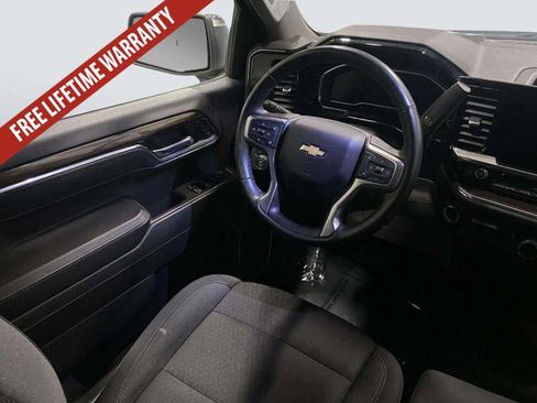 Used 2025 Chevrolet Silverado 1500 LT AWD/4WD image 24