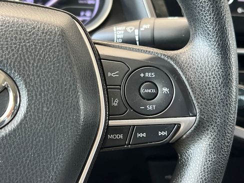 Used 2022 Toyota Camry LE FWD image 25