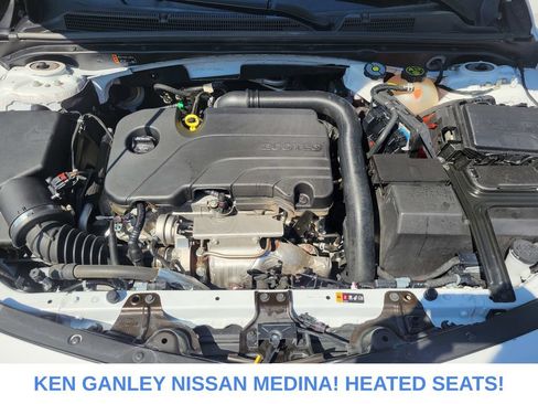 Used 2023 Chevrolet Malibu LT FWD image 23