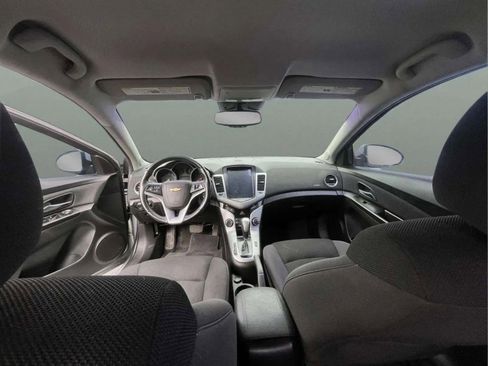 Used 2013 Chevrolet Cruze LT image 11