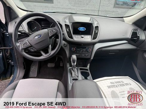 Used 2019 Ford Escape SE AWD/4WD image 40