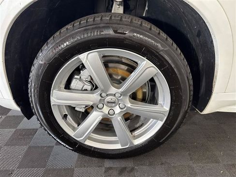 Used 2022 Volvo XC90 T5 Momentum AWD/4WD image 35