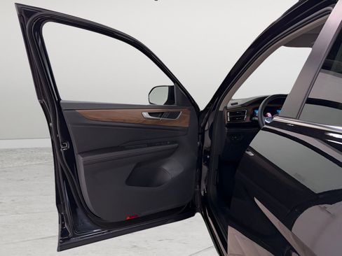 New 2026 Volkswagen Atlas SE image 20