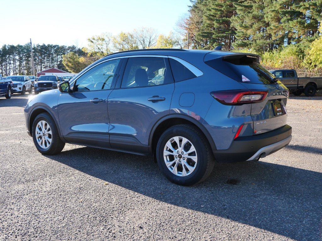 Certified 2023 Ford Escape Active w/ Tech Pack #2 AWD/4WD image 4