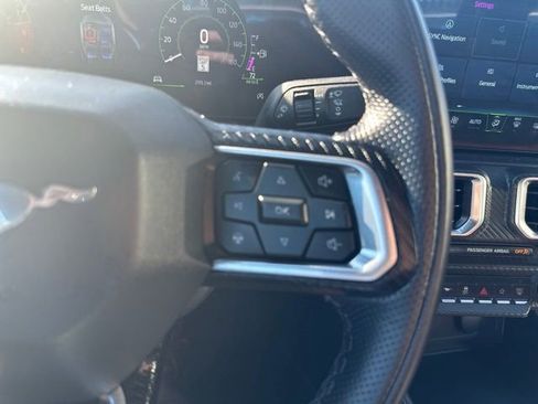 Used 2025 Ford Mustang GT Premium RWD image 11