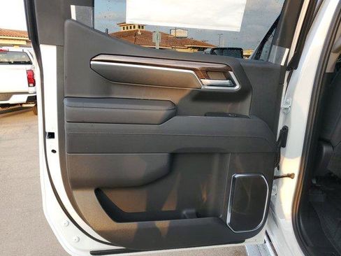 New 2026 Chevrolet Silverado 1500 LT image 14