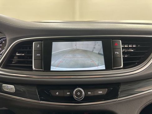 Used 2019 Buick Enclave Essence AWD/4WD image 46