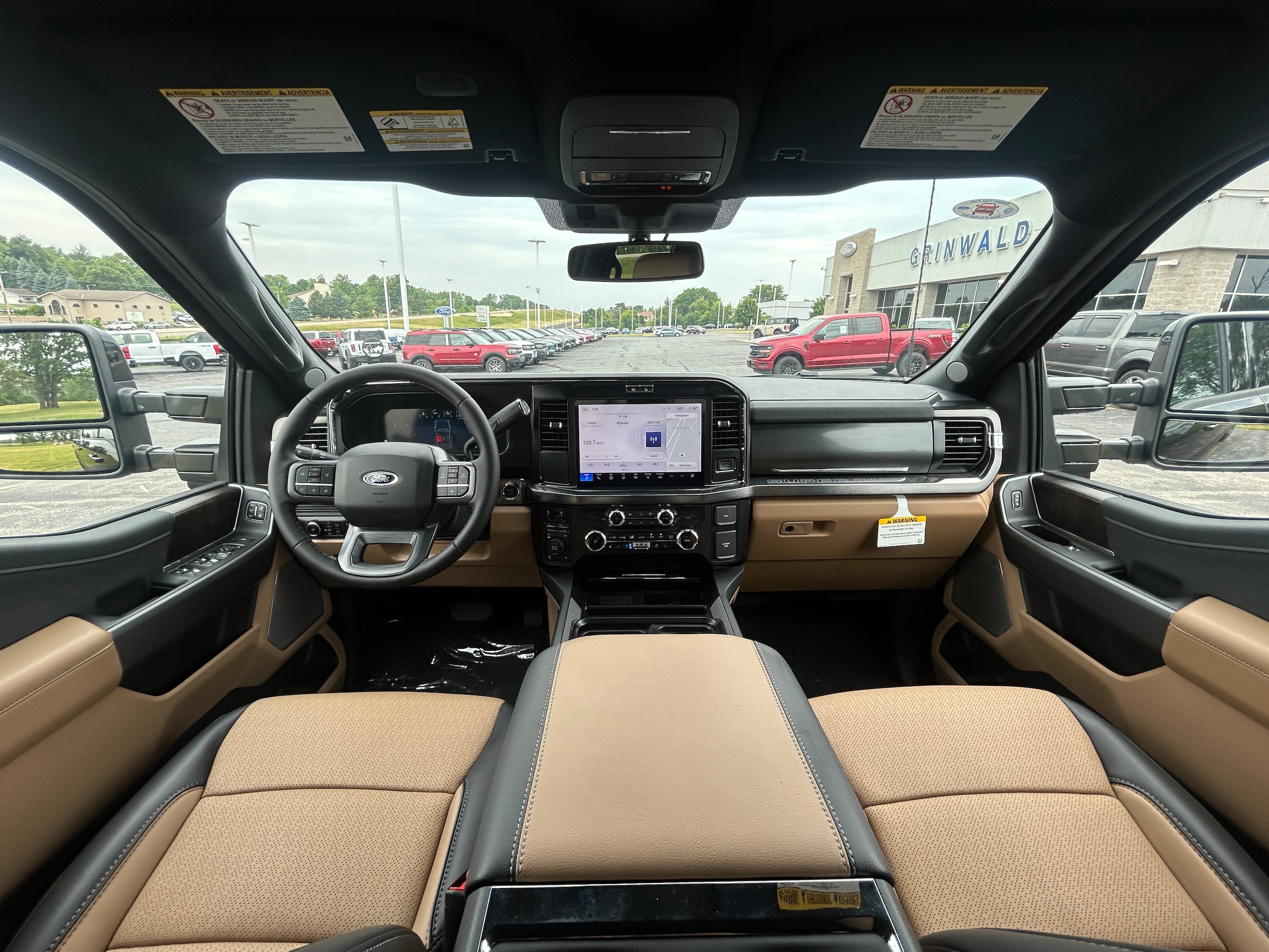 New 2026 Ford F350 Lariat w/ Black Appearance Package AWD/4WD image 2