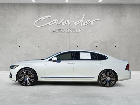 Used 2022 Volvo S90 B6 Inscription w/ Advanced Package image 13