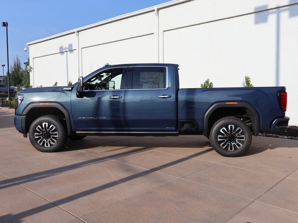 New 2026 GMC Sierra 2500 Denali Ultimate w/ Max Trailering Package AWD/4WD image 2