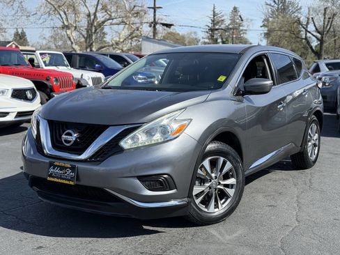 Used 2017 Nissan Murano S image 1