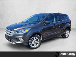 Used 2019 Ford Escape SE video 1
