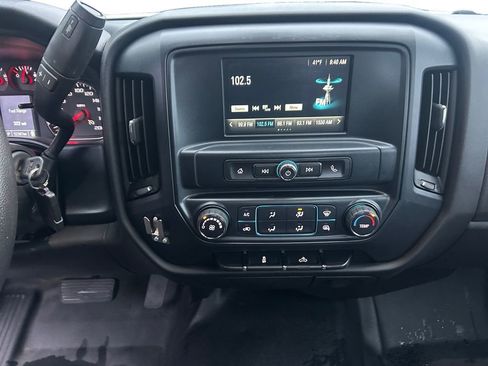Used 2018 GMC Sierra 1500 2WD Regular Cab image 12