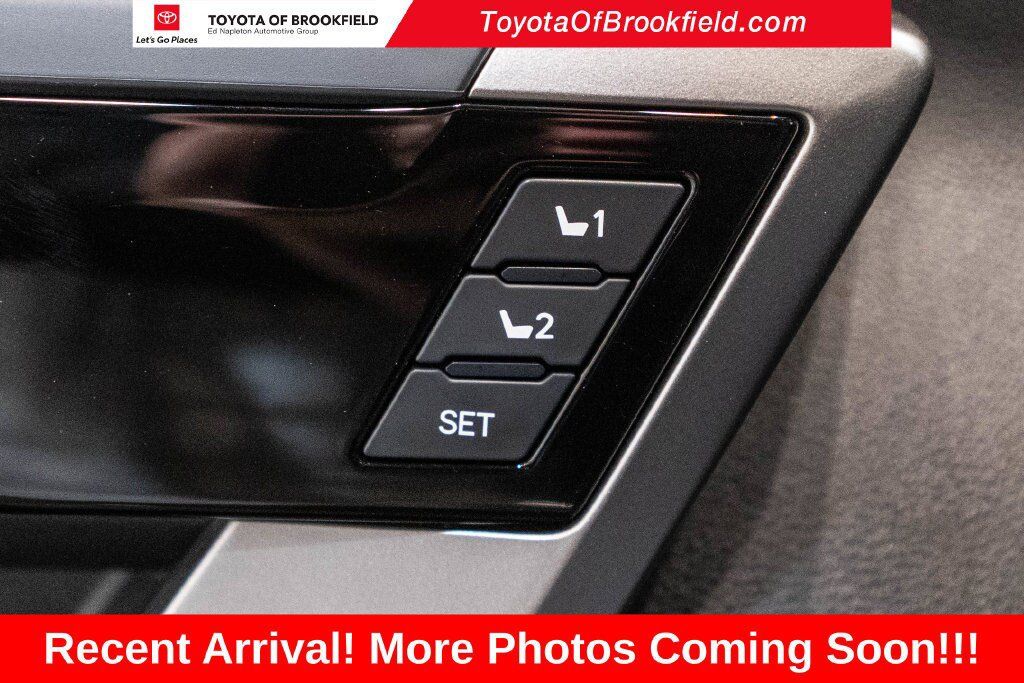 Certified 2026 Toyota Sequoia Limited w/ Tow Technology Package AWD/4WD image 21