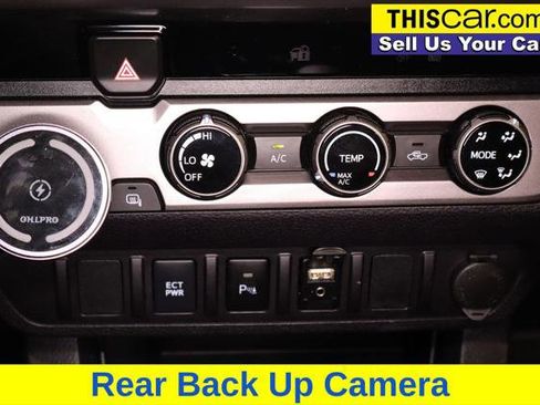 Used 2017 Toyota Tacoma SR5 w/ Tow Package image 17