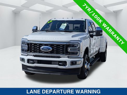 Certified 2023 Ford F350 Platinum w/ FX4 Off-Road Package image 7