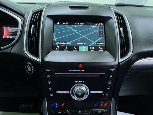 Used 2017 Ford Edge Titanium w/ Equipment Group 301A AWD/4WD image 24