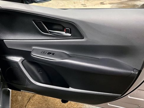 Used 2023 Toyota Prius Limited image 21