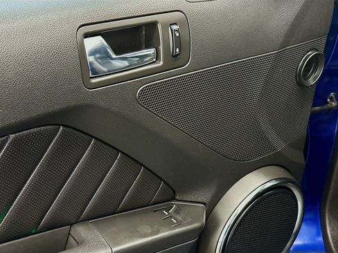 Used 2014 Ford Mustang Premium w/ V6 Performance Package image 15