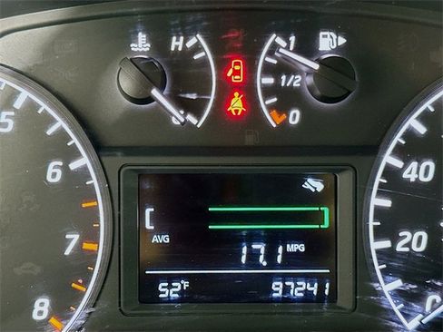 Used 2017 Nissan Sentra S image 28