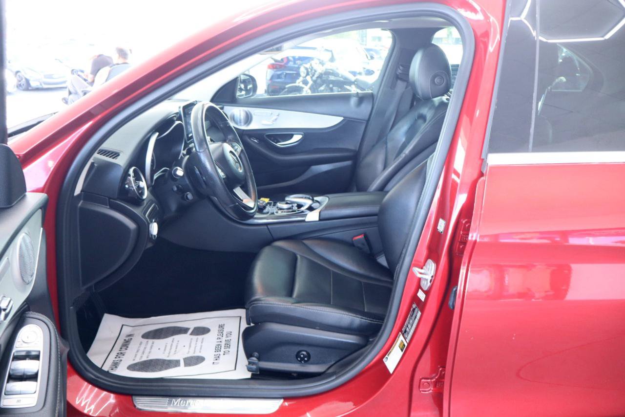 Used 2016 Mercedes-Benz C 300 Sedan image 15
