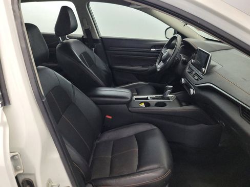 Used 2020 Nissan Altima 2.5 SR FWD image 21