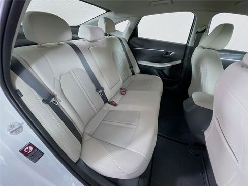 Used 2022 Hyundai Sonata SEL image 29