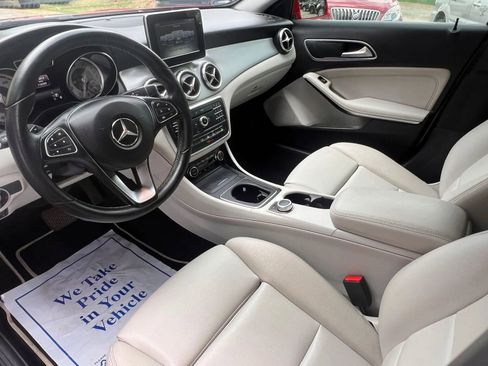 Used 2016 Mercedes-Benz GLA 250 4MATIC image 26