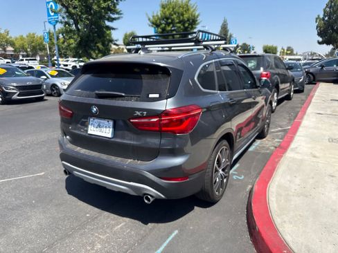 Used 2017 BMW X1 xDrive28i AWD/4WD image 5