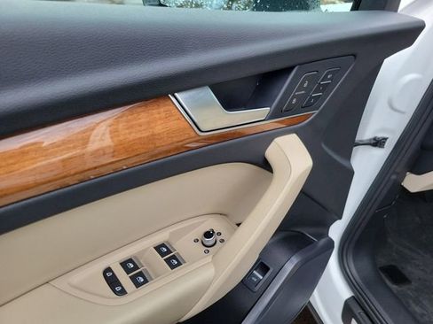 Used 2022 Audi Q5 2.0T Premium image 7