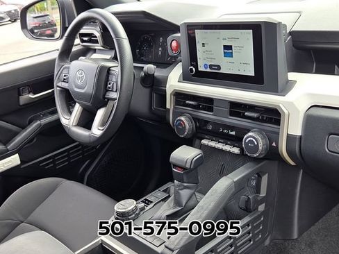 Used 2024 Toyota Tacoma TRD Off-Road AWD/4WD image 17