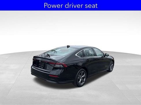 Certified 2023 Honda Accord EX image 5